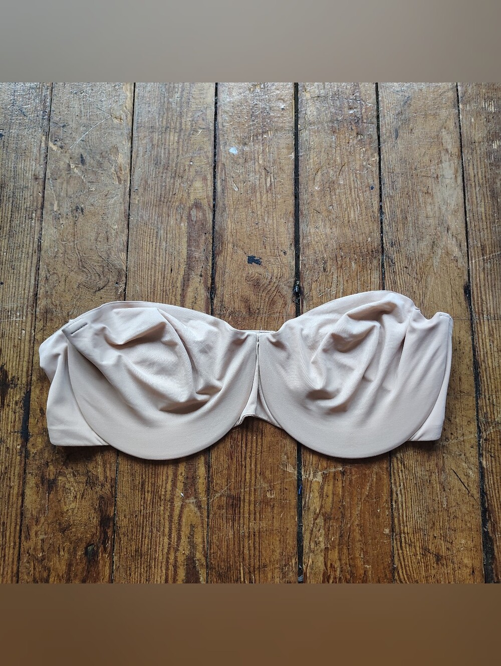 SKIMS Strapless Bandeau Bra in Nude Blush